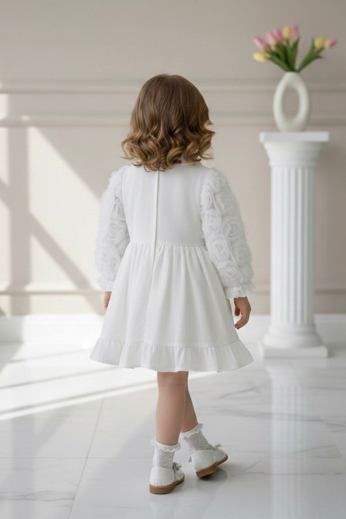Miniğimin Cicileri Çiçek Aplikeli Taş İşleme Yakalı Kız Çocuk Elbise - Beyaz
