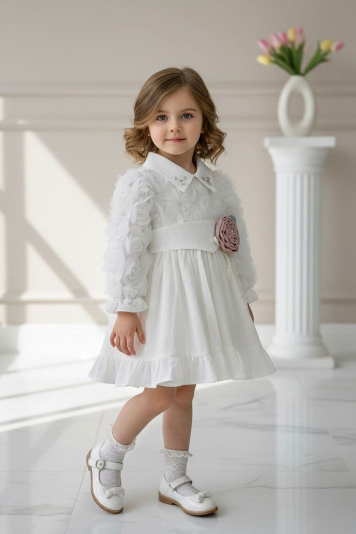 Miniğimin Cicileri Çiçek Aplikeli Taş İşleme Yakalı Kız Çocuk Elbise - Beyaz