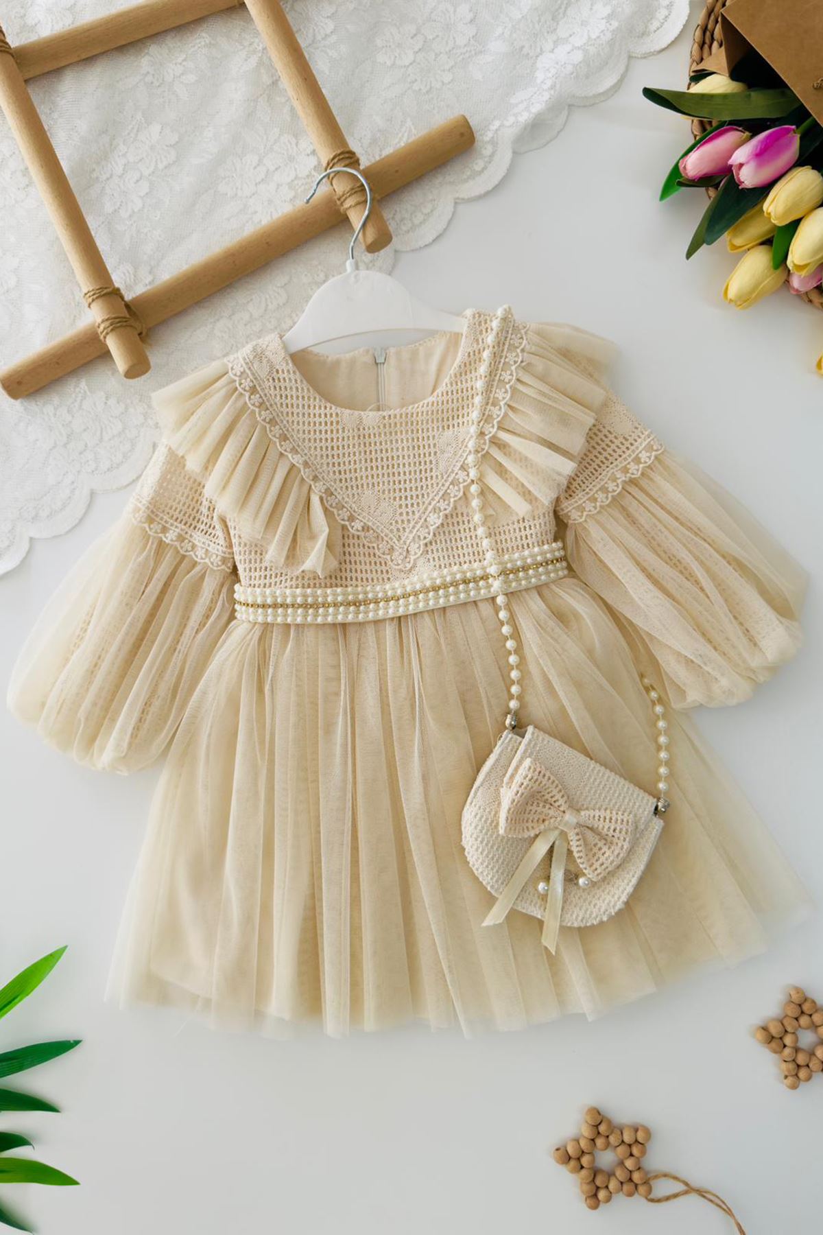 Miniğimin Cicileri Prenses İncili Tül Detaylı Çantalı Kız Çocuk Elbise - Bej