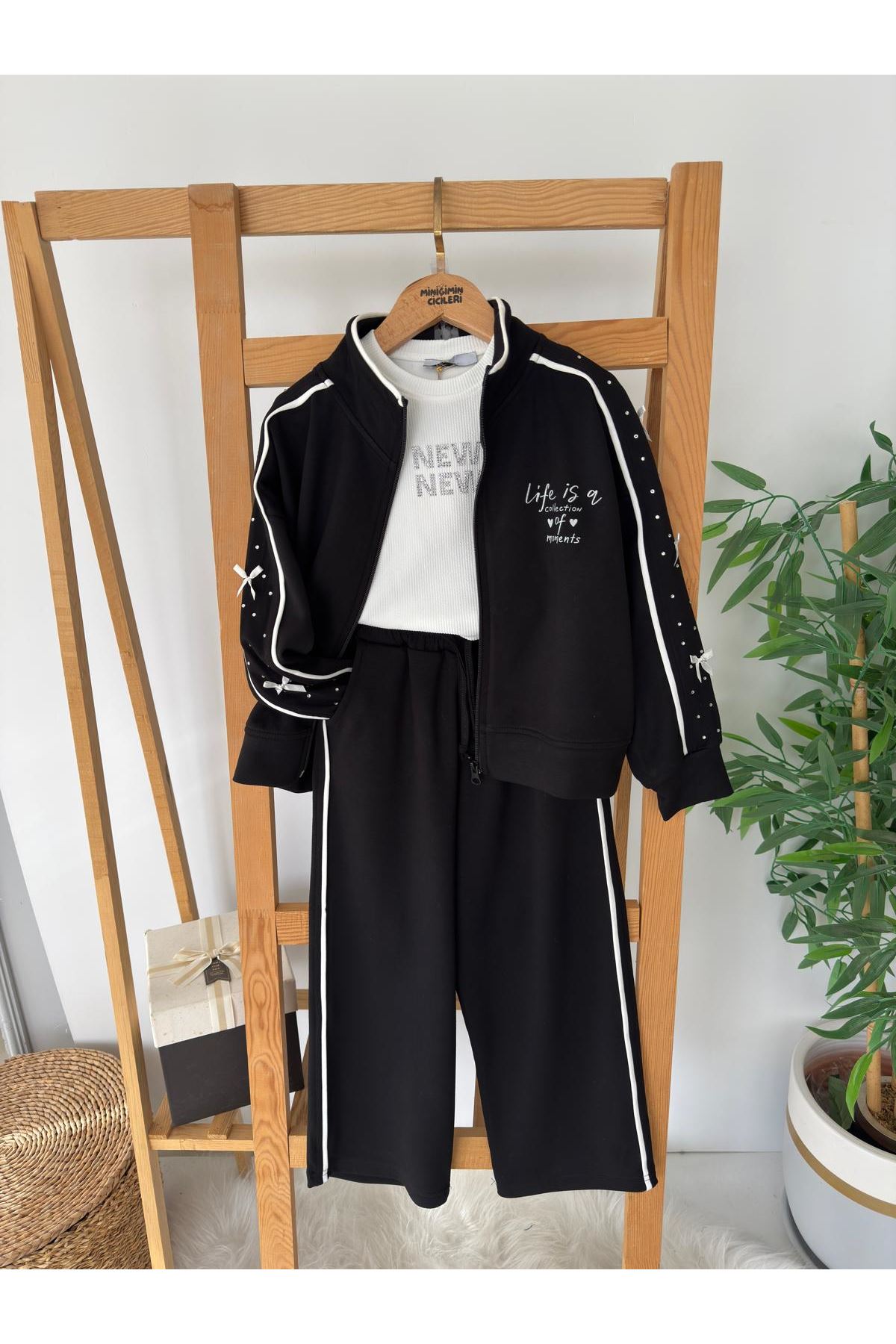 Miniğimin Cicileri Kol Fiyonk Taş Detaylı Fermuarlı Hırkalı 2 li Takım - Siyah