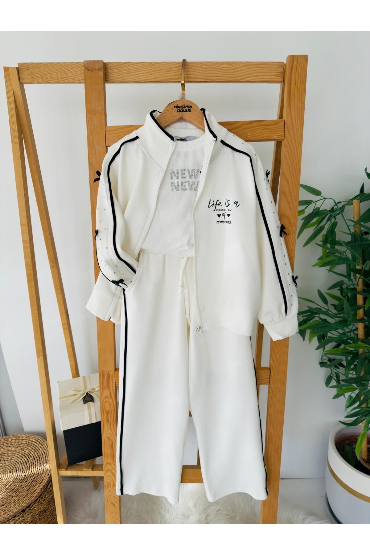 Miniğimin Cicileri Kol Fiyonk Taş Detaylı Fermuarlı Hırkalı 2 li Takım - Ekru