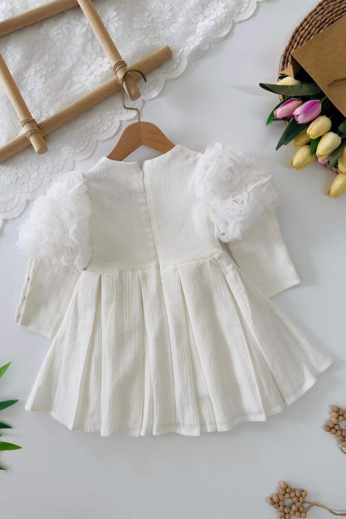 Miniğimin Cicileri Tül Gül Detaylı Taş İşlemeli Kemerli Kız Çocuk Elbise - Ekru