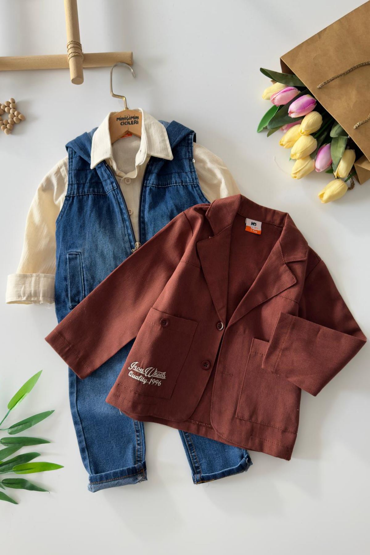 Miniğimin Cicileri Kot Yelekli Ceketli Erkek Çocuk 4 lü Takım - Çikolata