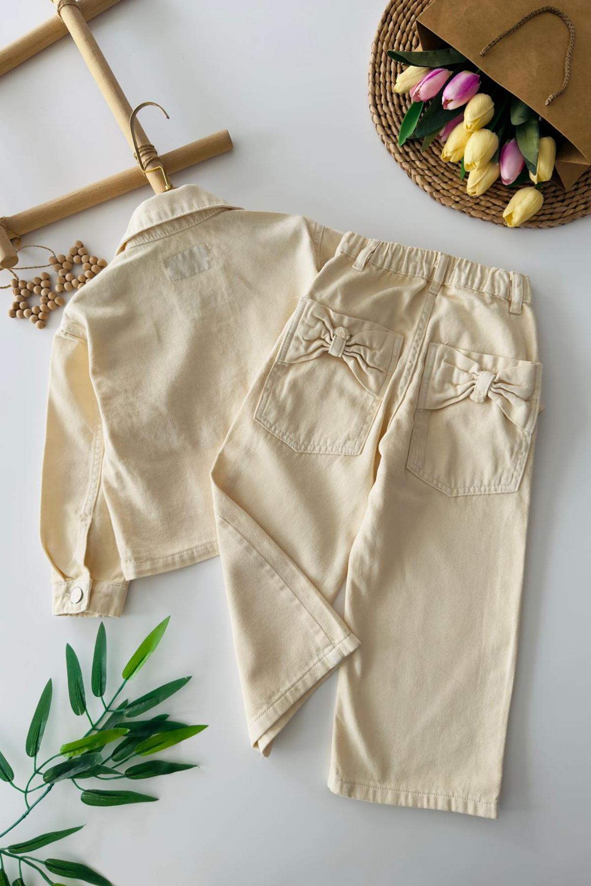 Miniğimin Cicileri Cepleri Fiyonk Detaylı 3 lü Denim Kız Çocuk Takım - Krem