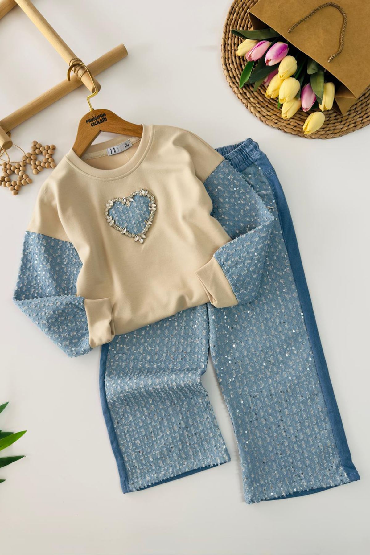 Miniğimin Cicileri Kalp Detaylı Payetli Kot Pantolonlu Kız Çocuk 2 li Takım - Bej