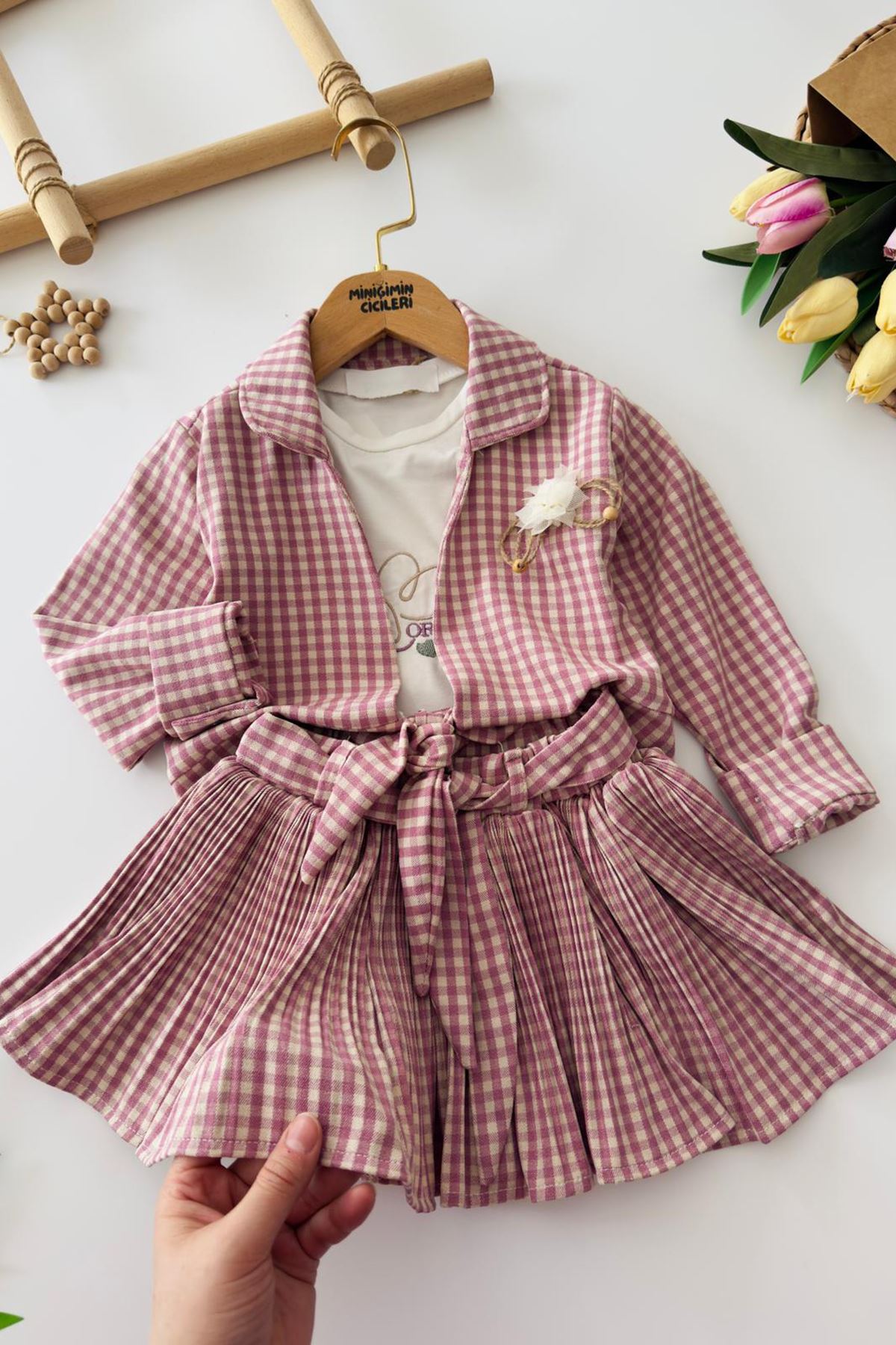 Miniğimin Cicileri Ekose Desenli Çiçek Broş Detaylı Gömlekli 3’lü Kız Çocuk Etek Takım - Mor