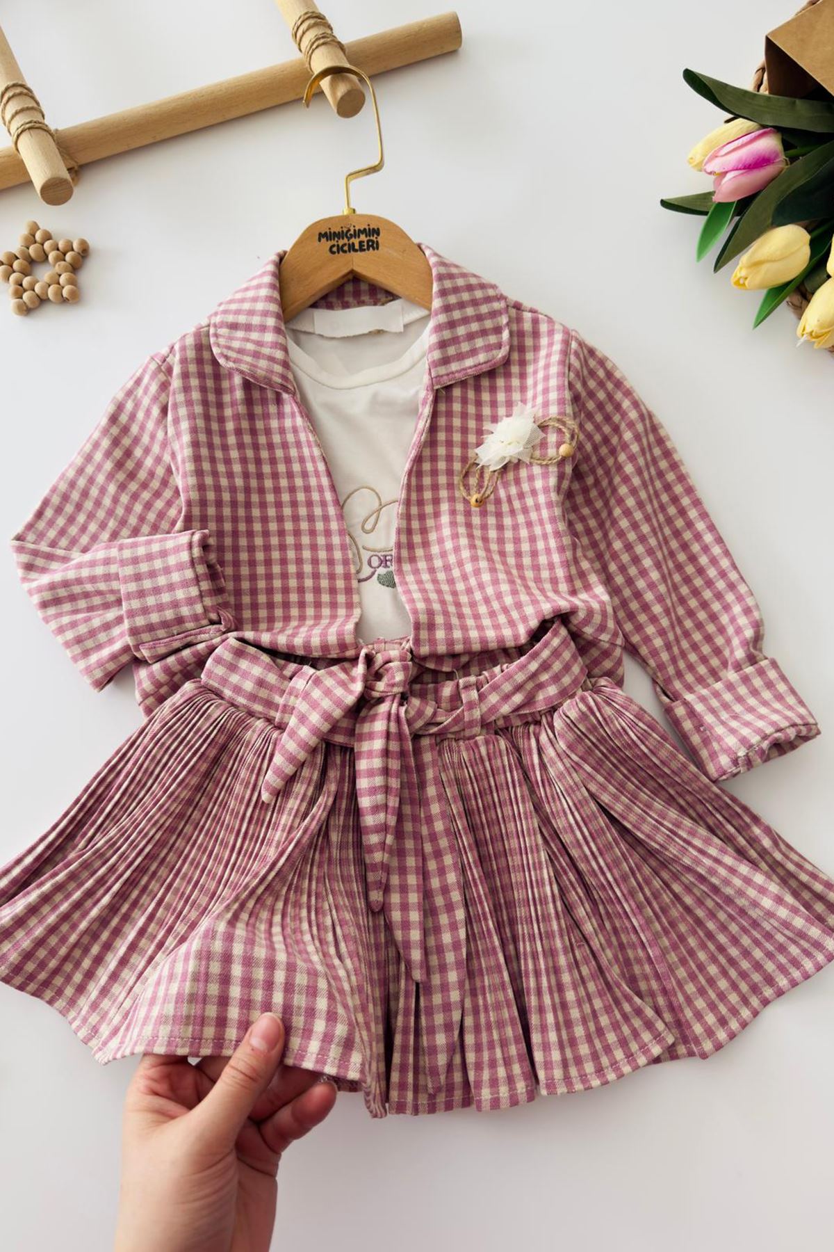 Miniğimin Cicileri Ekose Desenli Çiçek Broş Detaylı Gömlekli 3’lü Kız Çocuk Etek Takım - Mor