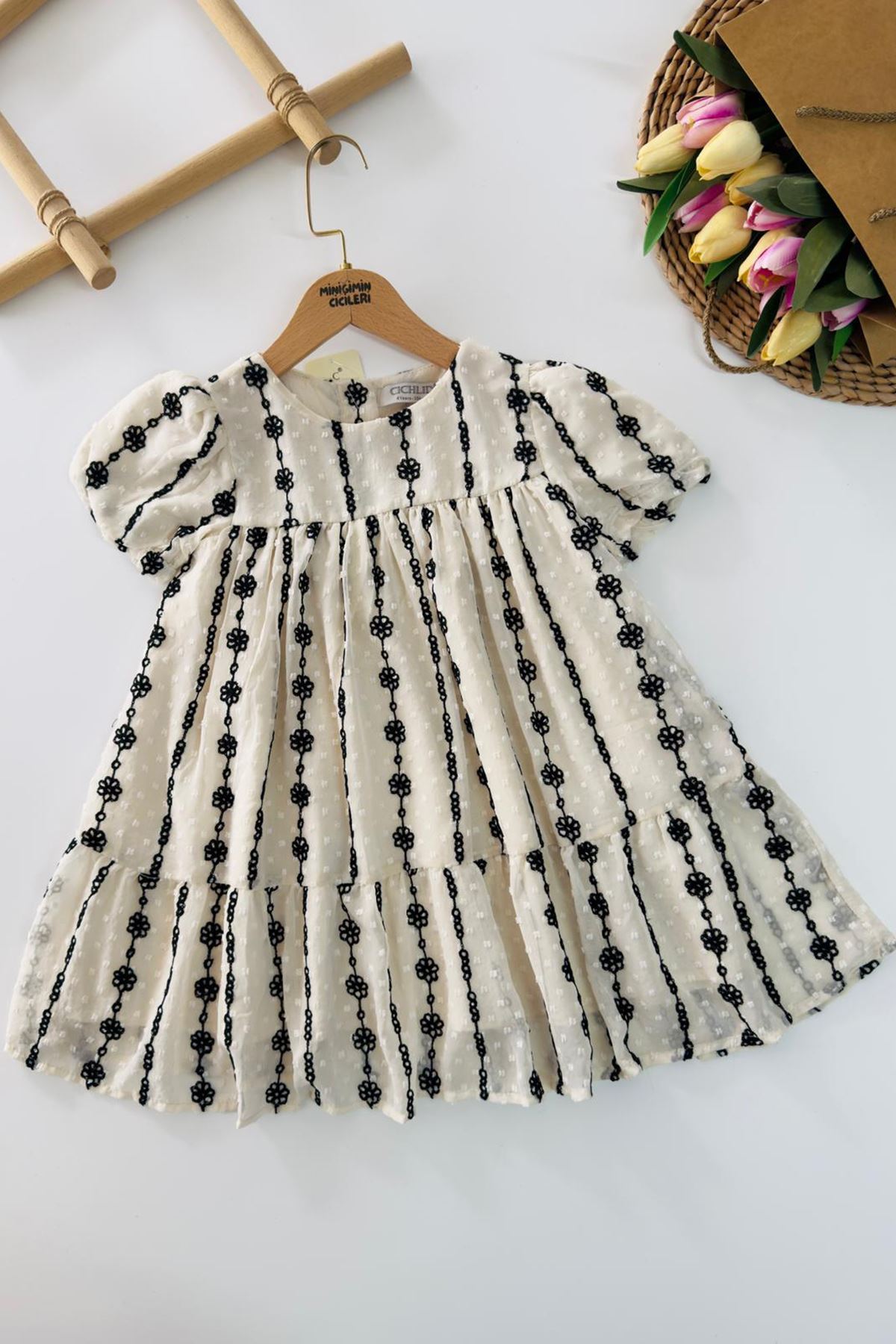 Miniğimin Cicileri Ceketli Çiçek Nakışlı Kız Çocuk Elbise Takım - Siyah