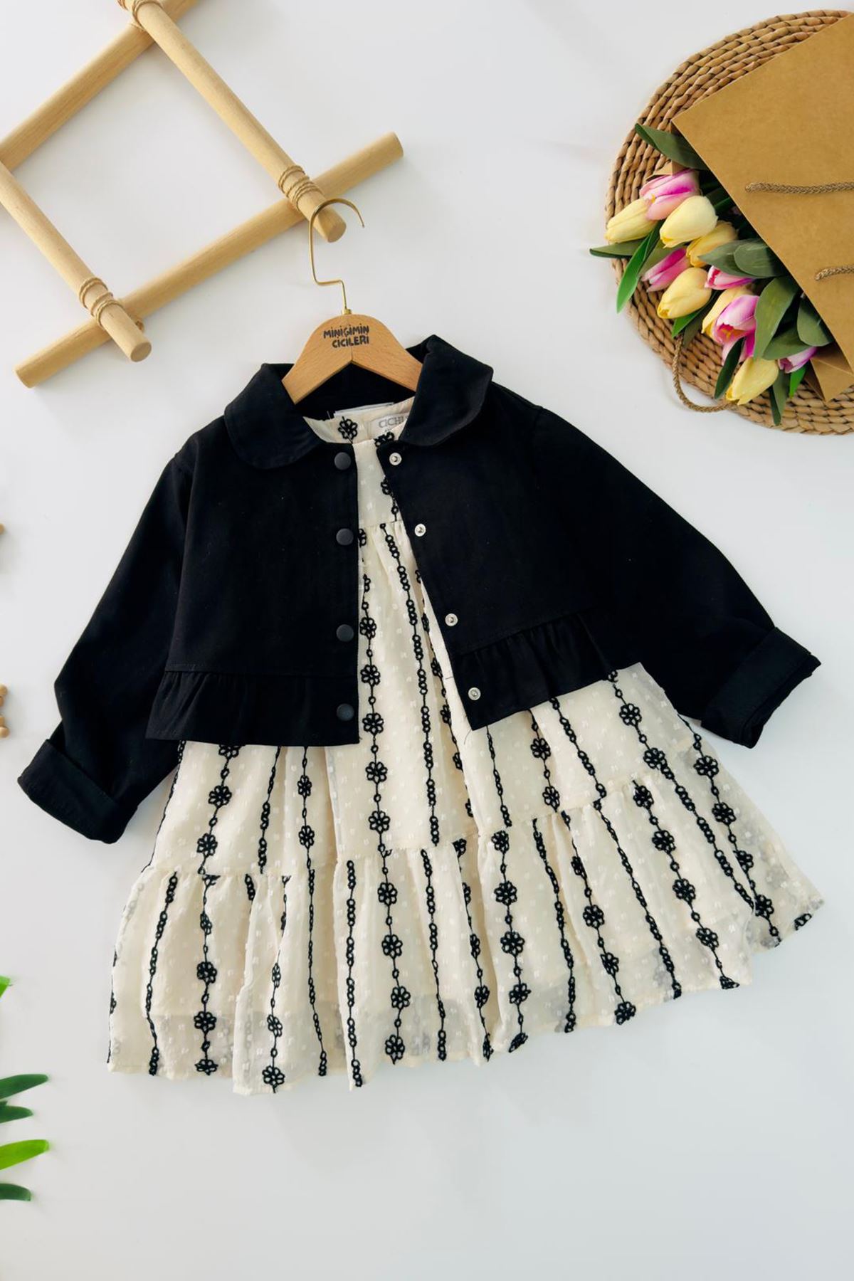 Miniğimin Cicileri Ceketli Çiçek Nakışlı Kız Çocuk Elbise Takım - Siyah