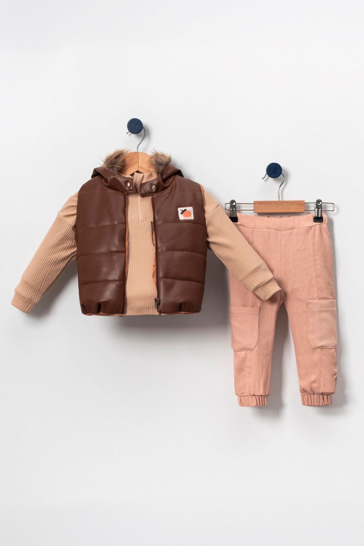 Miniğimin Cicileri Fındık Desenli Montlu Deri 3 lü takım - Bej