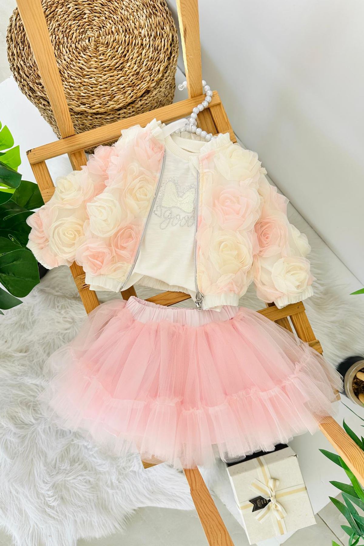 Miniğimin Cicileri 3D Gül Aplikeli Bomber Ceketli Tütü Etekli Kız Çocuk 3 lü Takım - Pembe