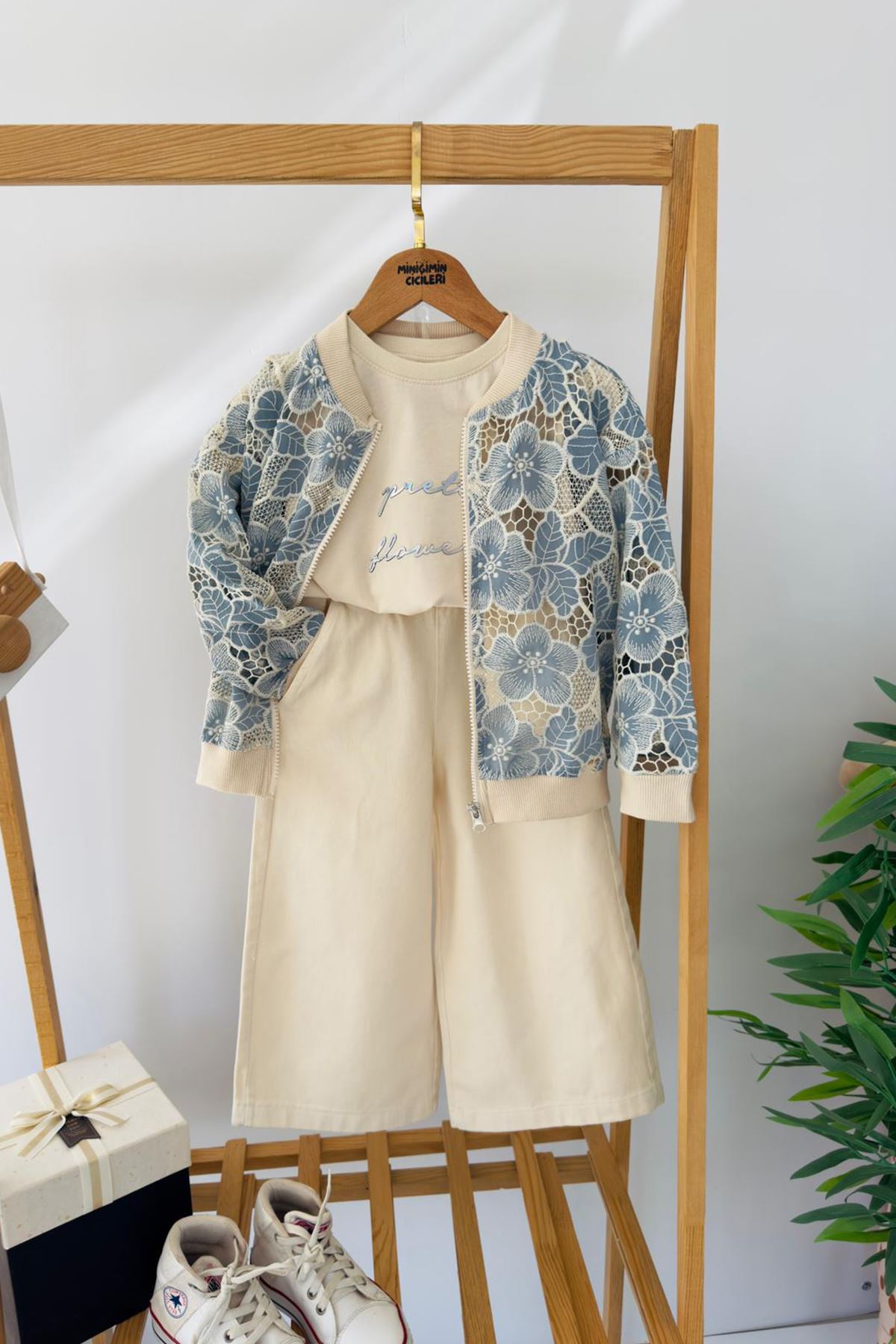 Miniğimin Cicileri Dantel Çiçek Desenli Bomber Ceketli Pantolonlu 3’lü Kız Çocuk Takım - Mavi