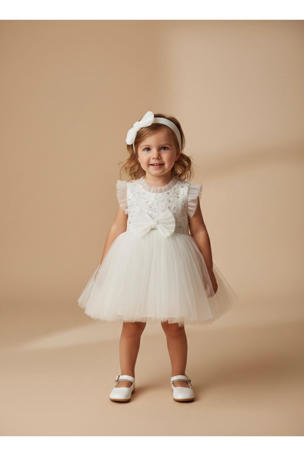 Miniğimin Cicileri Pul Detaylı Fiyonklu Bandalı Tütü Kız Bebek Elbise - Beyaz