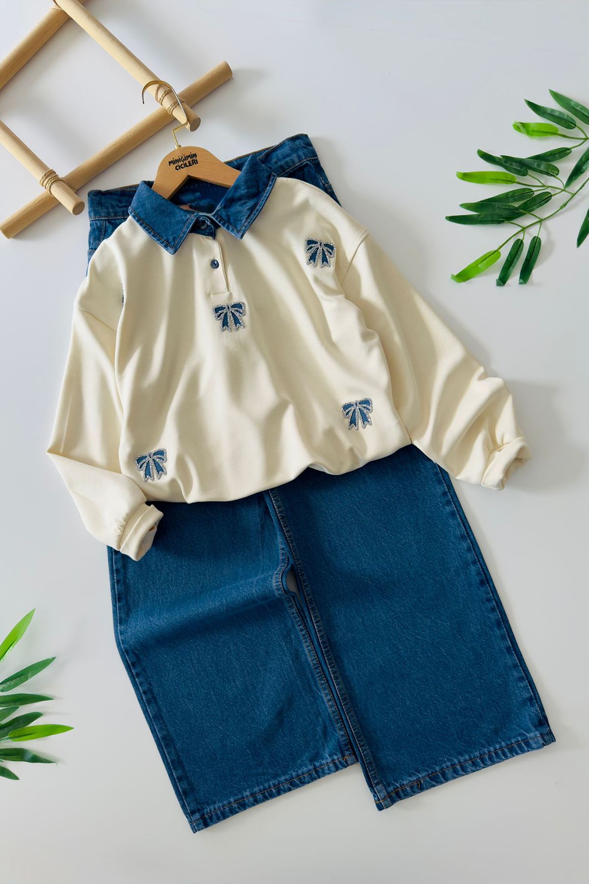 Miniğimin Cicileri (10-14 Yaş) Taşlı Fiyonk Detaylı Bol Pantolonlu Kız Çocuk 2 li Takım - Krem