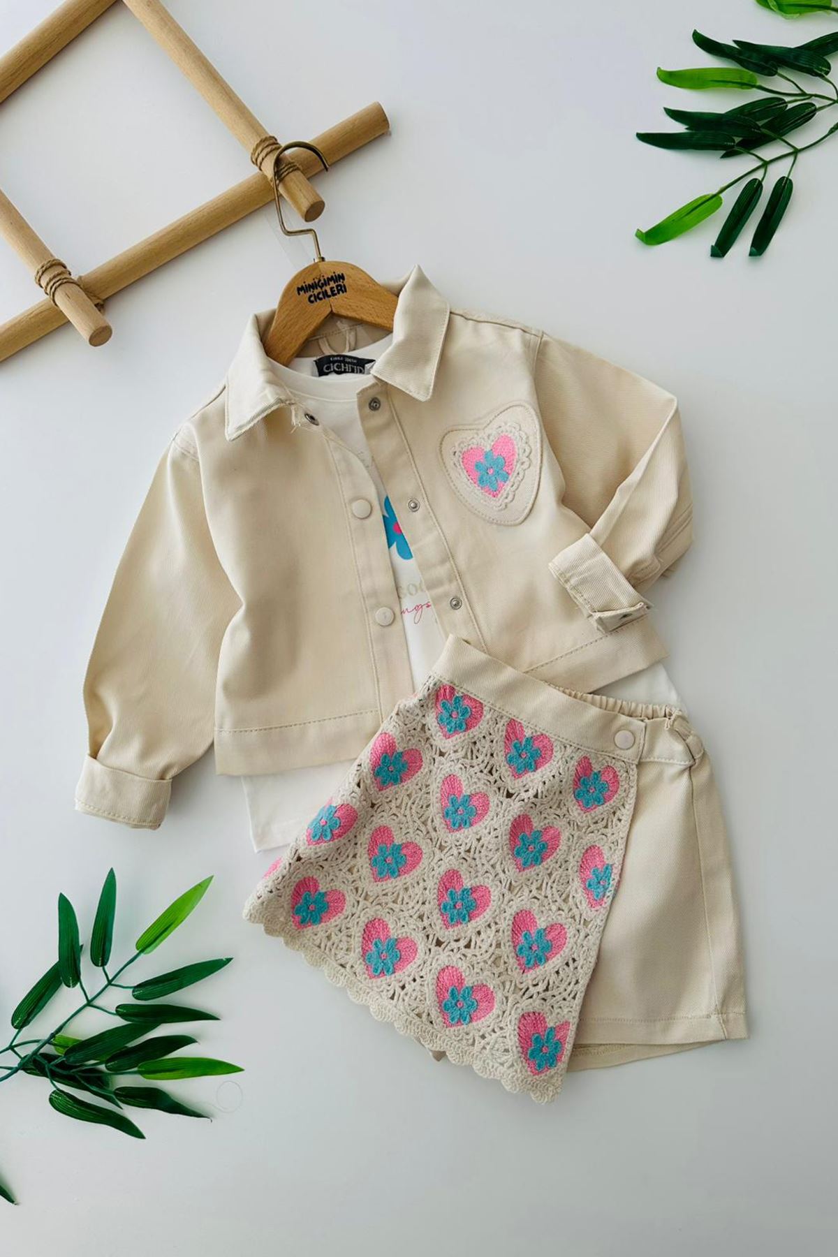 Miniğimin Cicileri Örgü Çiçek Desenli Şort Etekli 3 lü Takım - Pembe