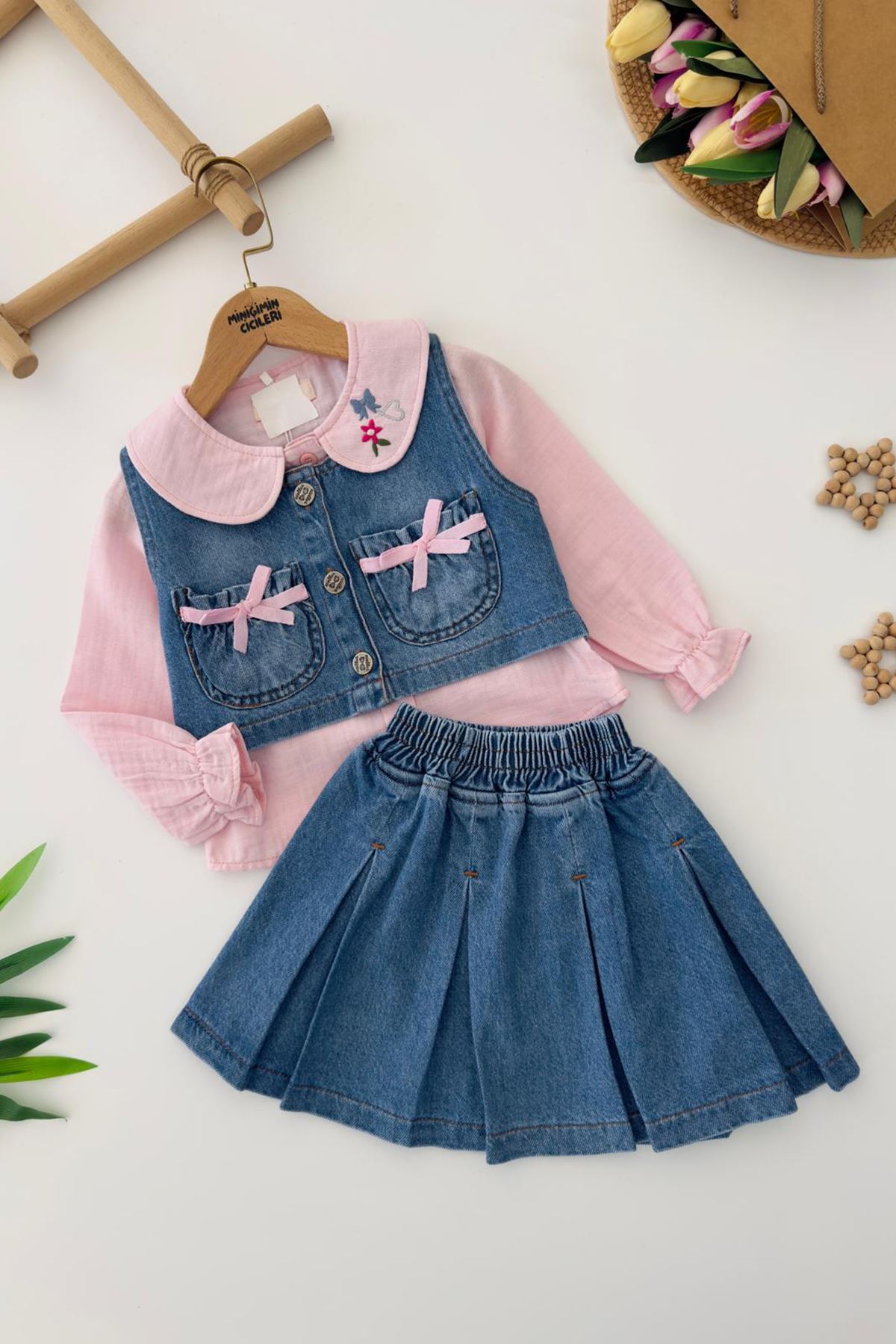 Miniğimin Cicileri Yaka Nakış Detaylı Pamuk Gömlekli Kot Cepkenli Kız Çocuk 3 lü Takım - Pembe