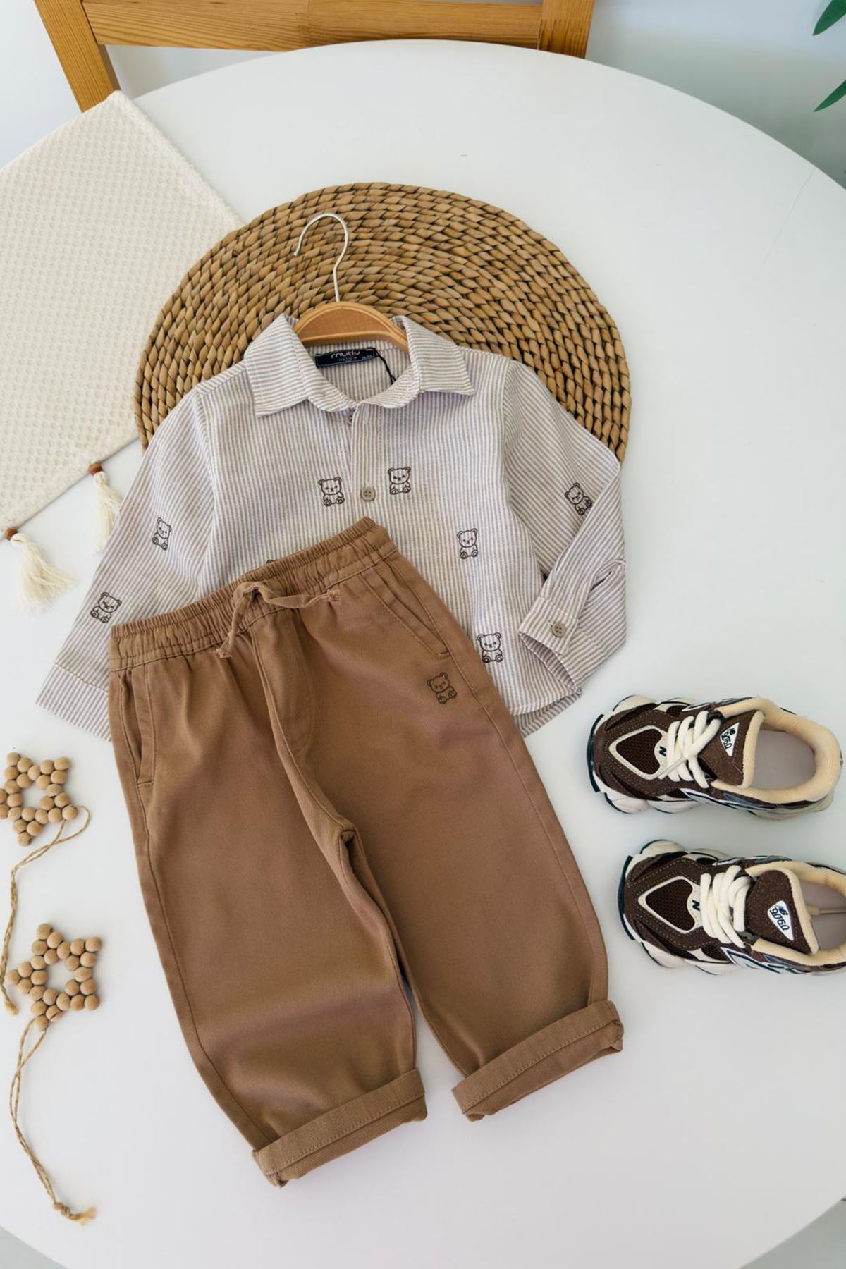 Miniğimin Cicileri Bear Nakışlı Çizgili Gömlekli Pantolonlu Erkek Bebek Takım - Kahverengi