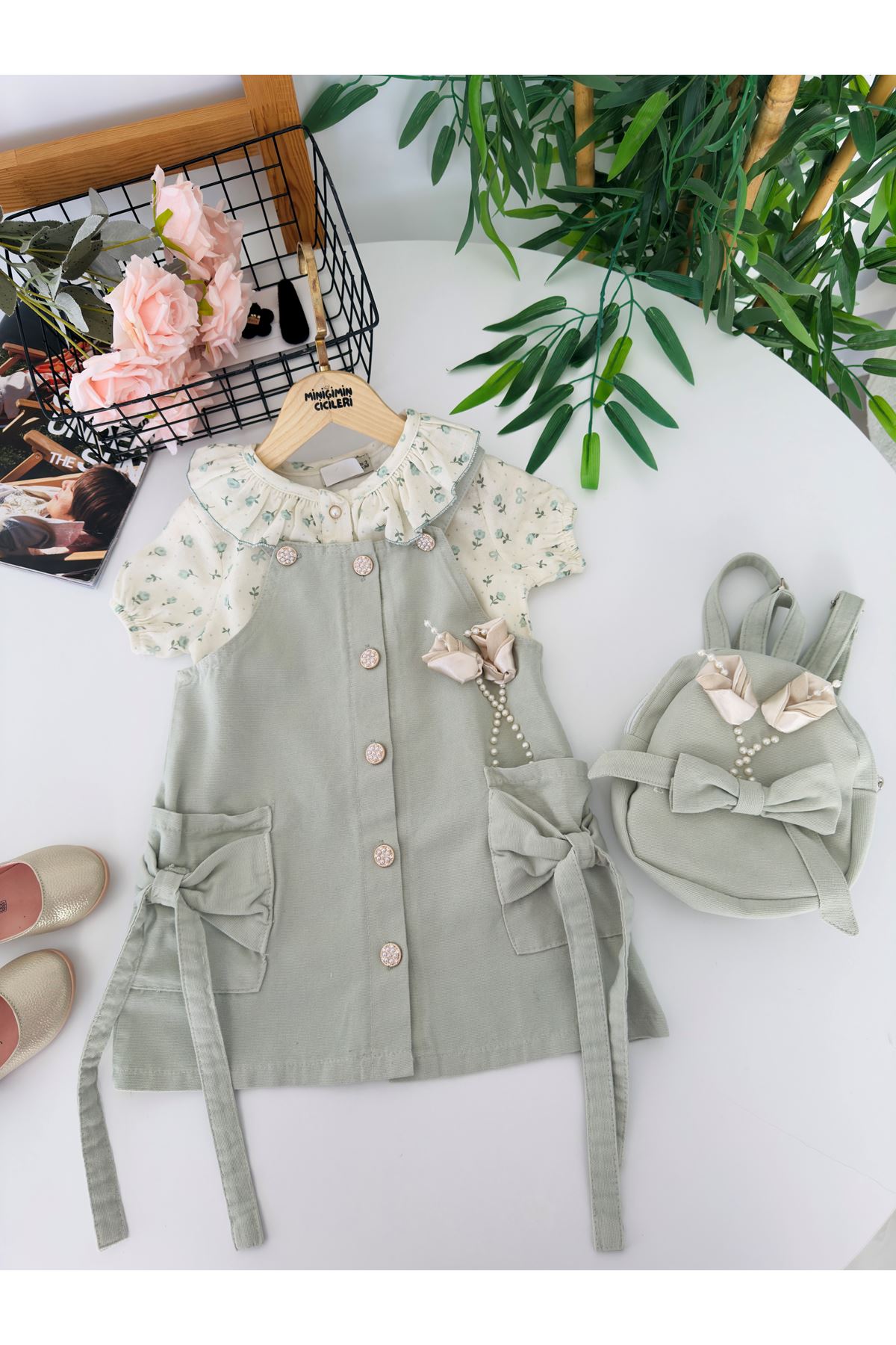 Miniğimin Cicileri Vintage Gül Detaylı Salopet Elbiseli Çantalı Kız Çocuk 3’lü Takım - Su Yeşili