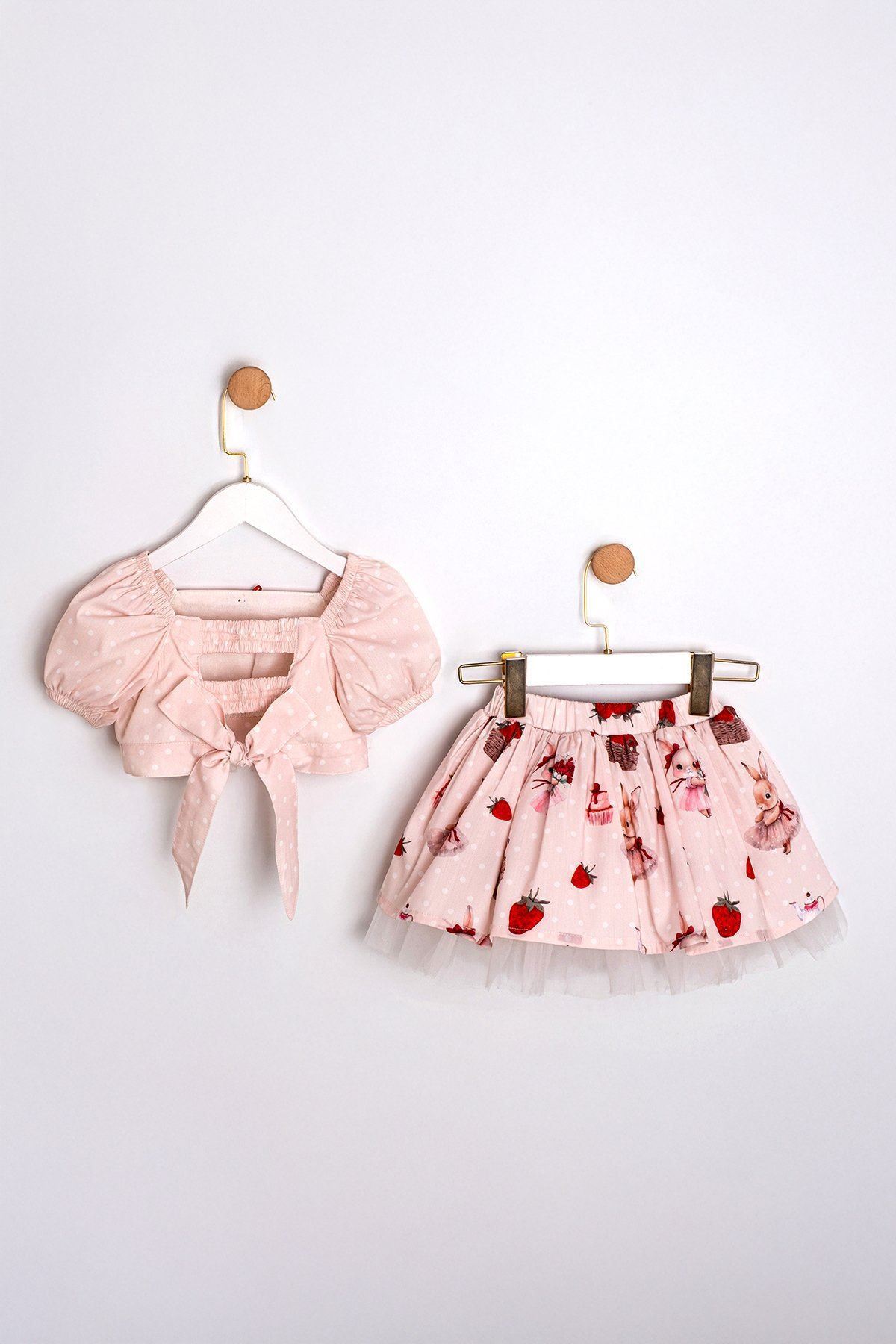 Miniğimin Cicileri Çilek Desenli Sırt Askı Detaylı Tül Etekli Kız Çocuk 2 li Takım - Pudra