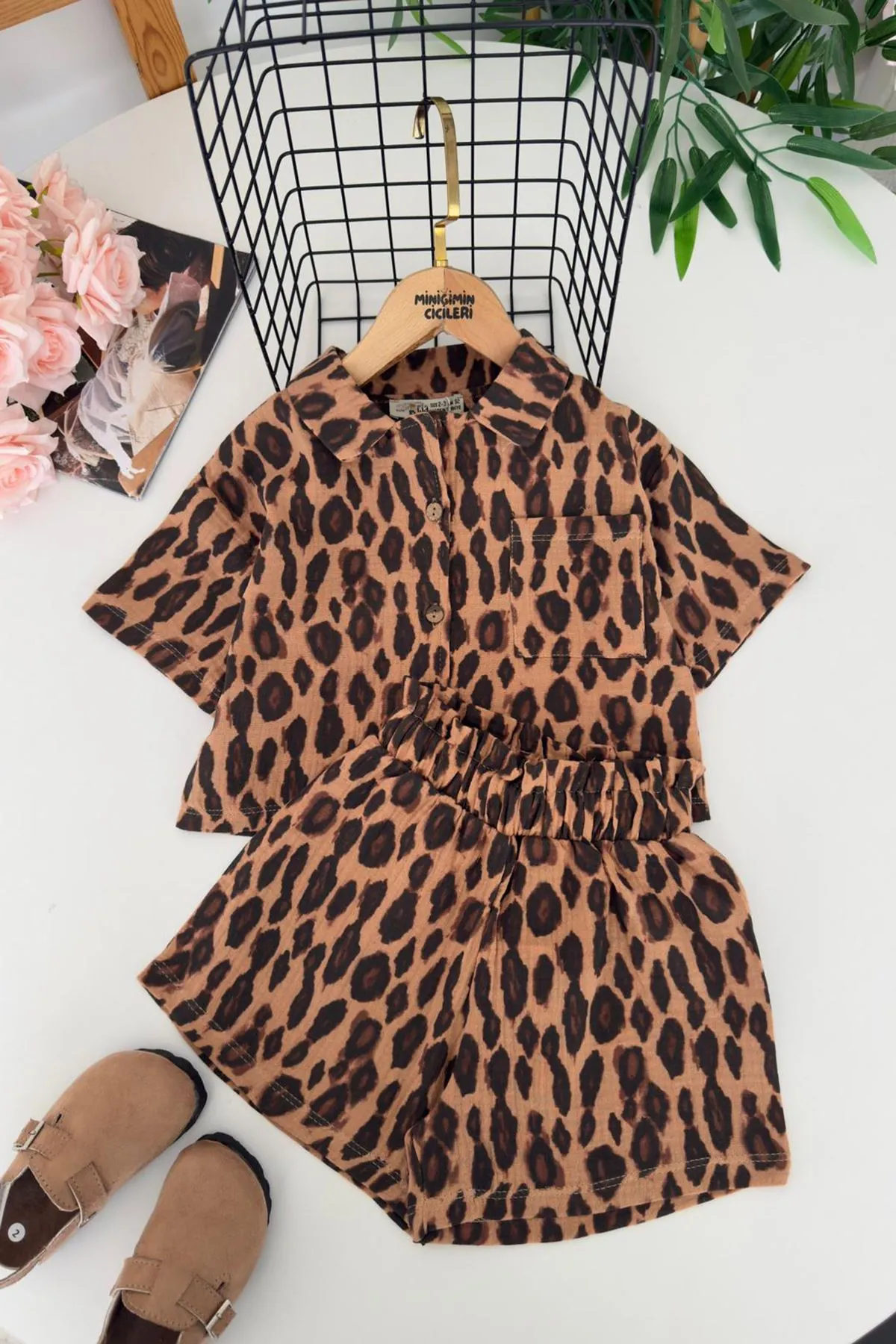 Miniğimin Cicileri Leopar Desenli Şortlı Kız Çocuk 2 li Takım - Kahverengi