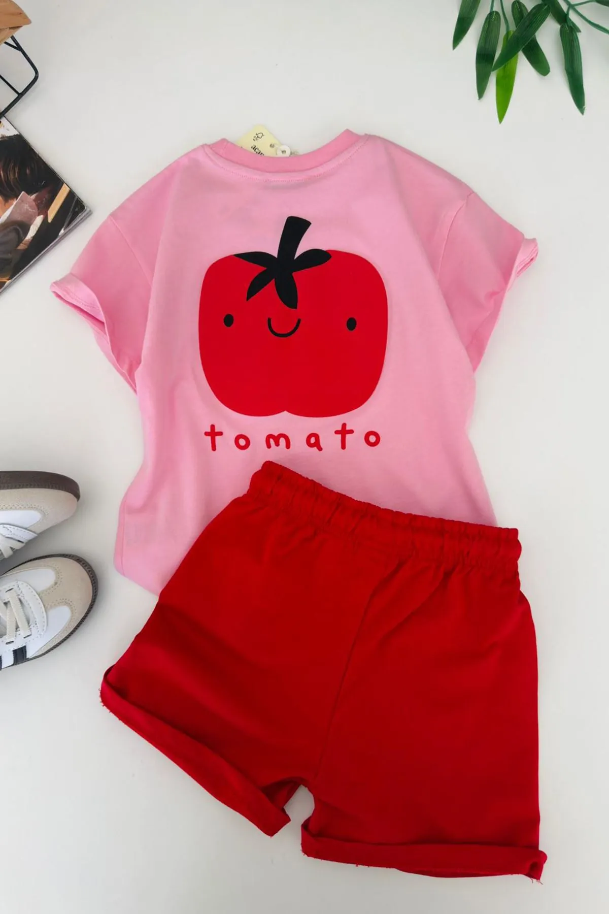 Miniğimin Cicileri Hello Tomato Baskılı Unisex Çocuk Takım - Pembe