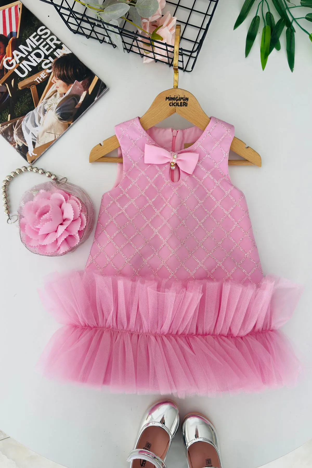 Miniğimin Cicileri Sim İşlemeli Fiyonk Detaylı Tül Etekli Kız Çocuk Prenses Elbise - Pembe