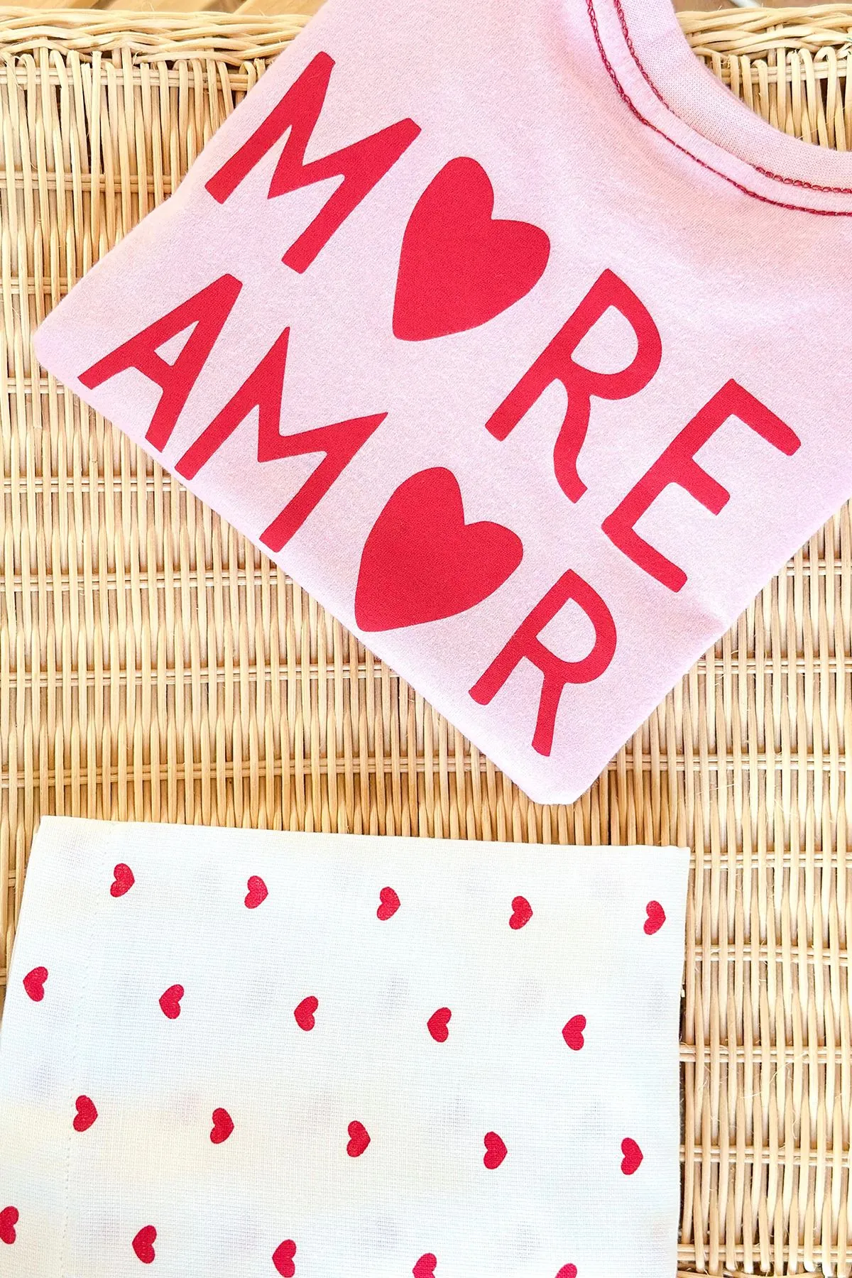 Miniğimin Cicileri More Love Baskılı Kalp Desenli Pantolonlu Kız Çocuk Takım - Pembe