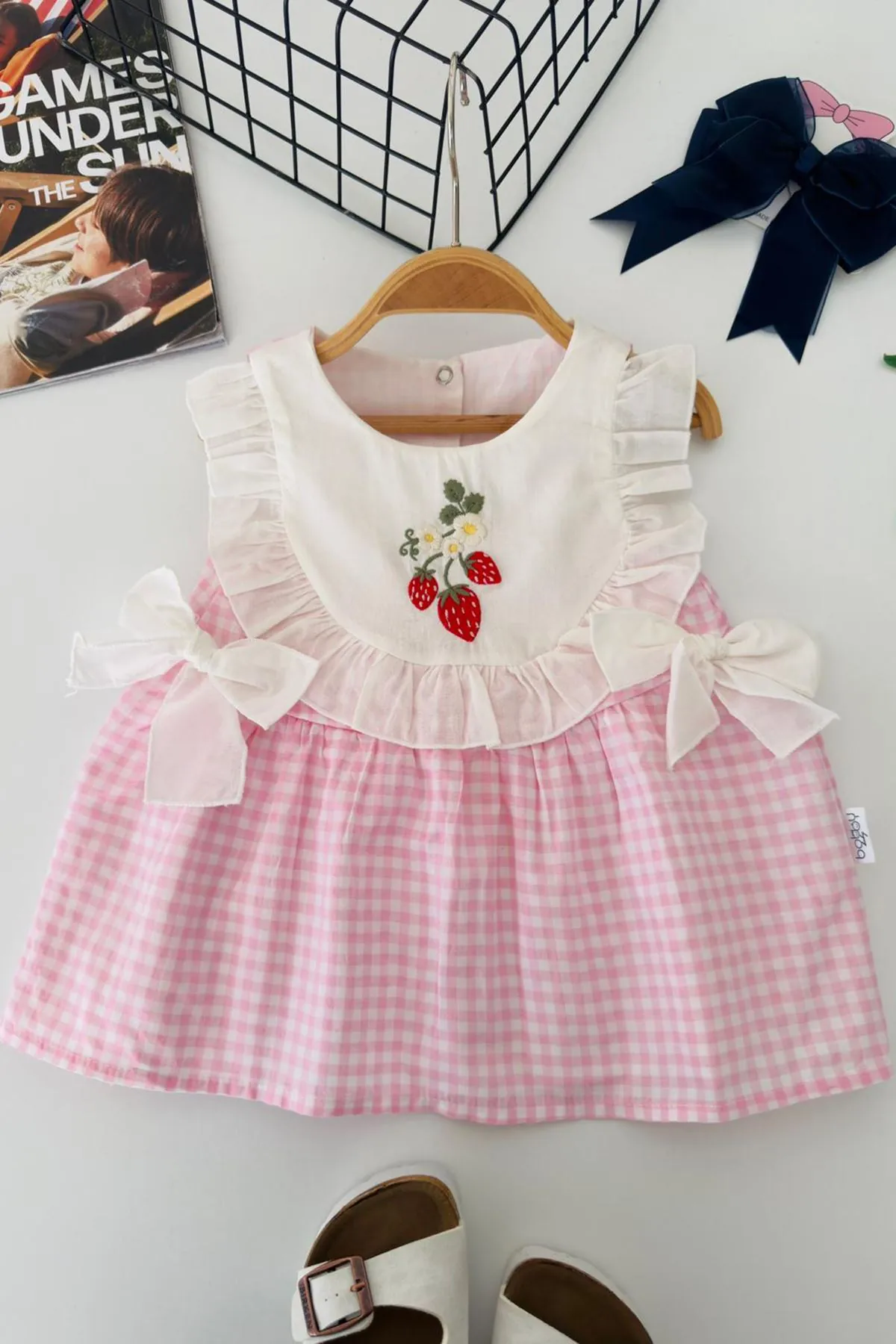 Miniğimin Cicileri Çilek İşleme Detaylı Pötikare Kız Bebek Elbise - Pembe