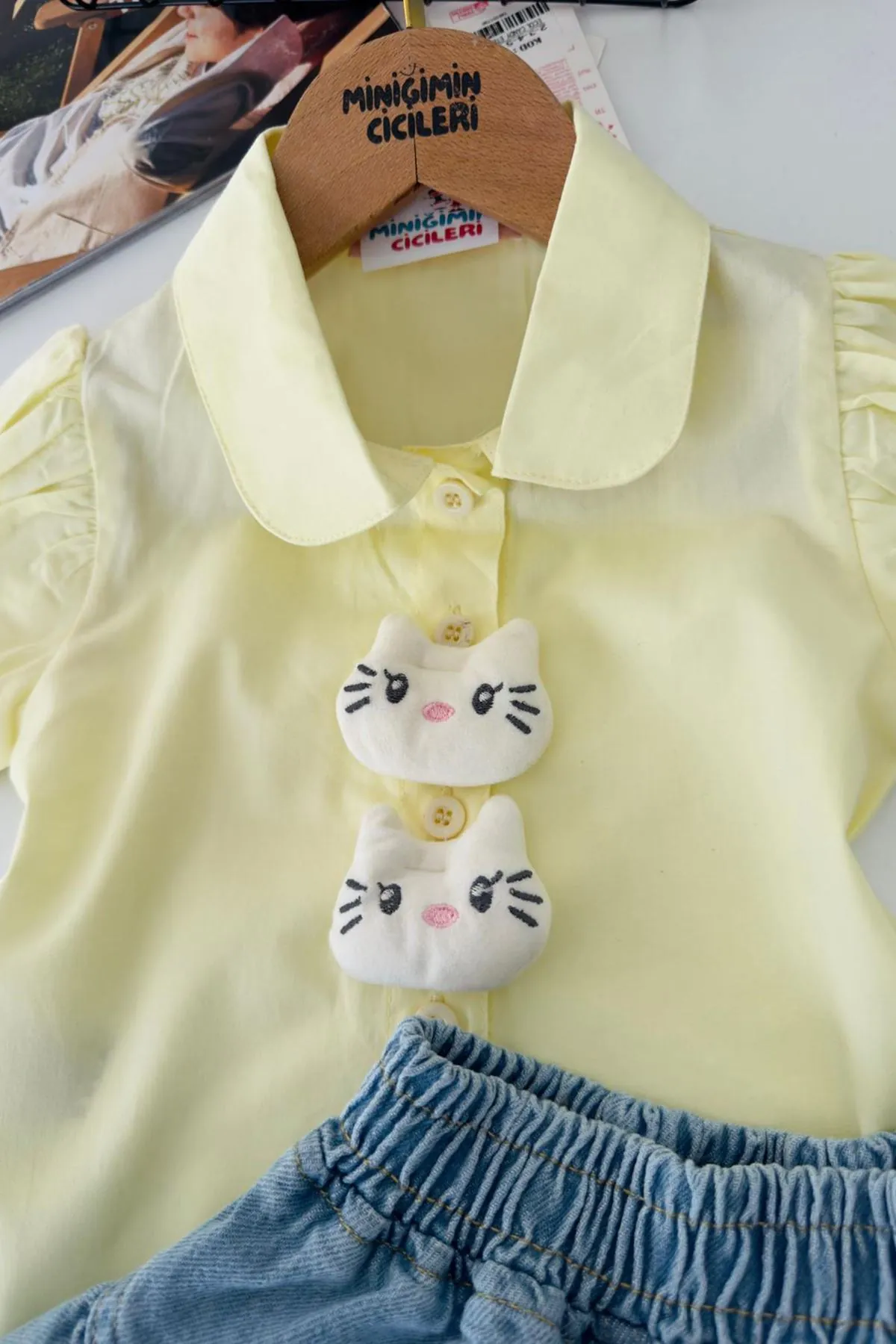 Miniğimin Cicileri Balon Kollu Kitty Detaylı Kot Etekli Yazlık Kız Çocuk Takım - Sarı