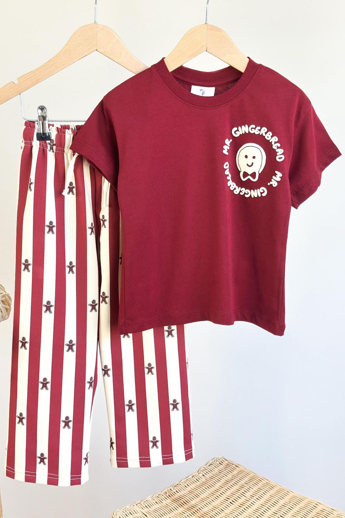 Miniğimin Cicileri Mr. Gingerbread Baskılı Çizgili Unisex Çocuk Takım - Bordo