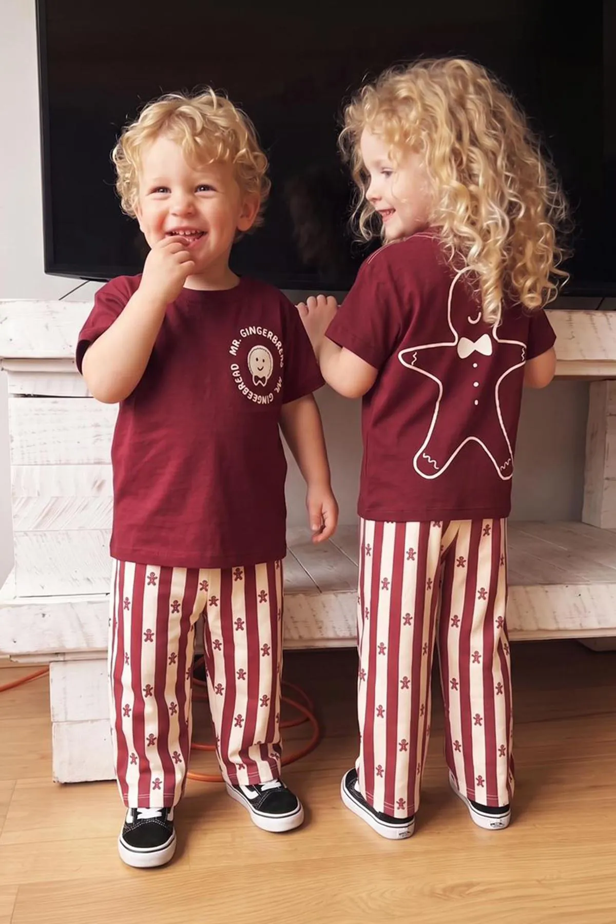 Miniğimin Cicileri Mr. Gingerbread Baskılı Çizgili Unisex Çocuk Takım - Bordo