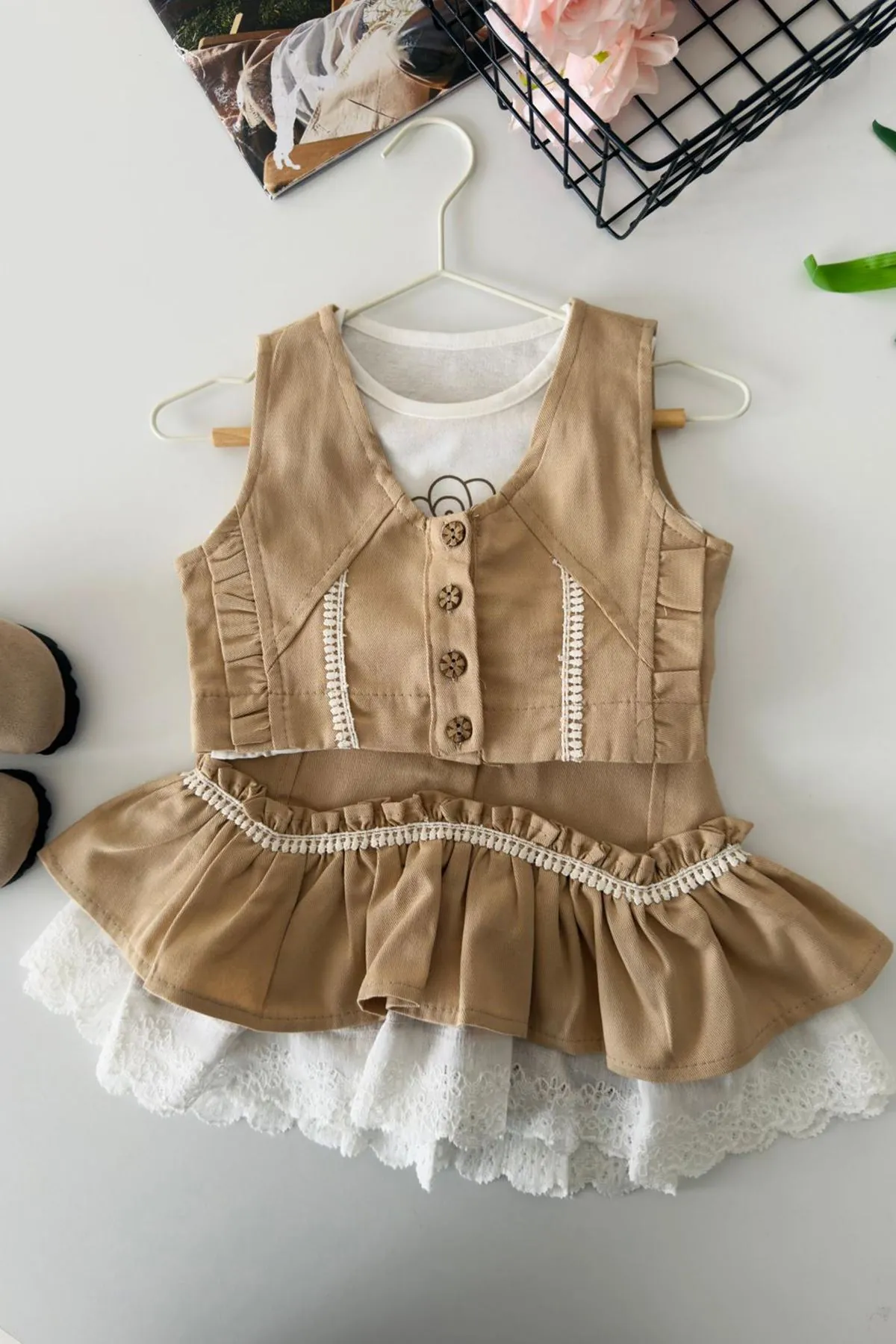 Miniğimin Cicileri Vintage Dantel Katmanlı Kız Çocuk 3 lü Etekli Takım - Bej
