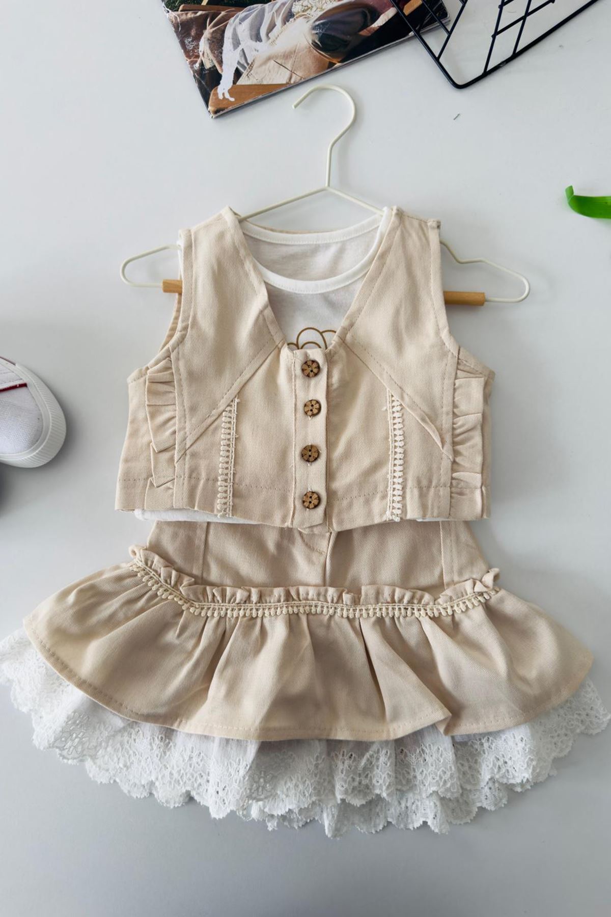 Miniğimin Cicileri Vintage Dantel Katmanlı Kız Çocuk 3 lü Etekli Takım - Krem