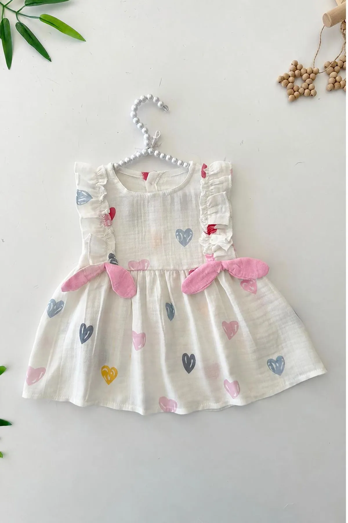 Miniğimin Cicileri Müslin Renkli Kalp Baskılı Fiyonklu Kız Bebe Elbise - Pembe