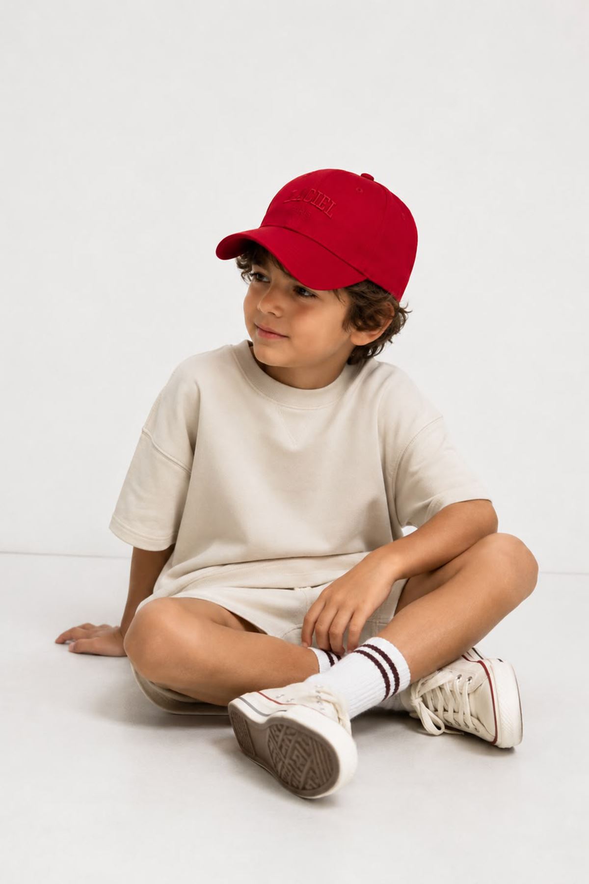 Miniğimin Cicileri Laciel İşlemeli Unisex Çocuk Şapka - Kırmızı
