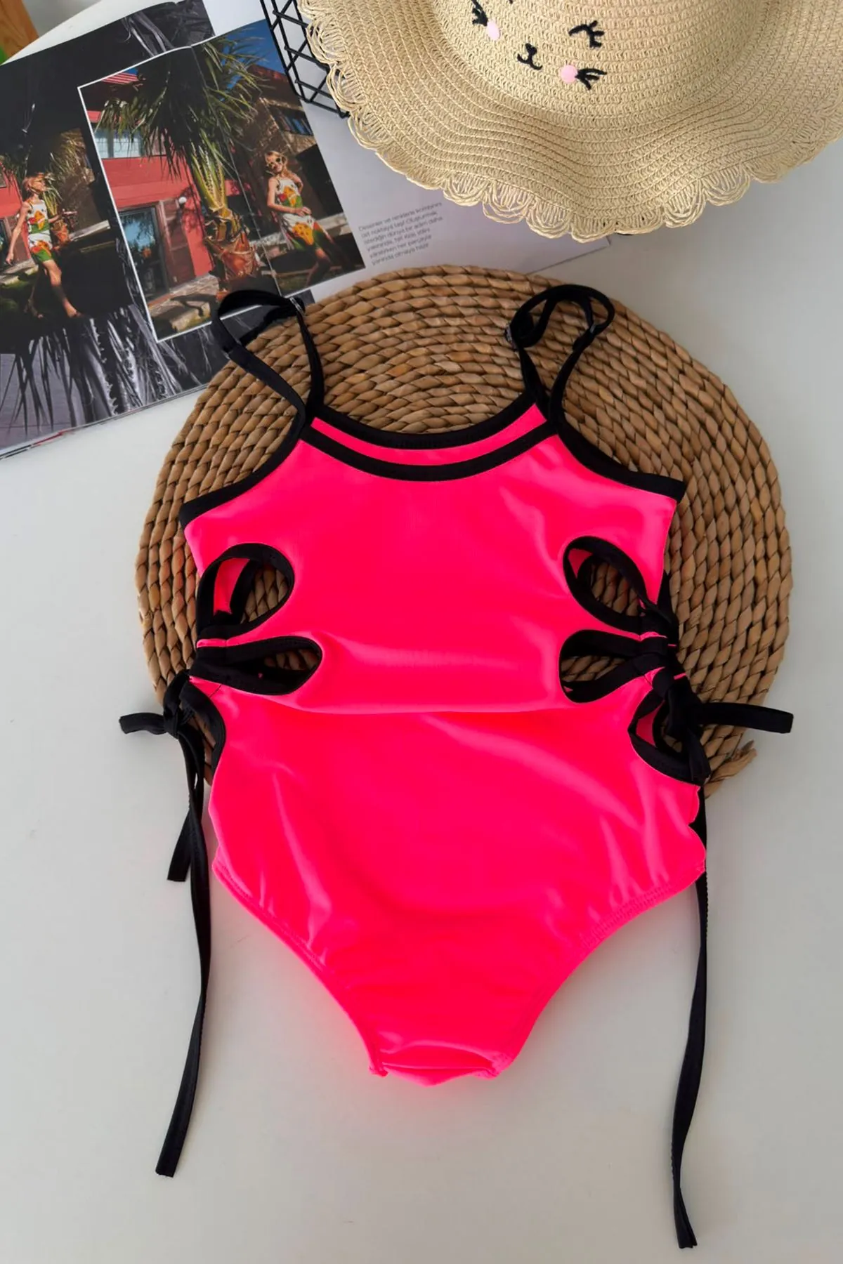 Neon Pembe Bağlama Detaylı Kız Çocuk Mayo - Fuşya