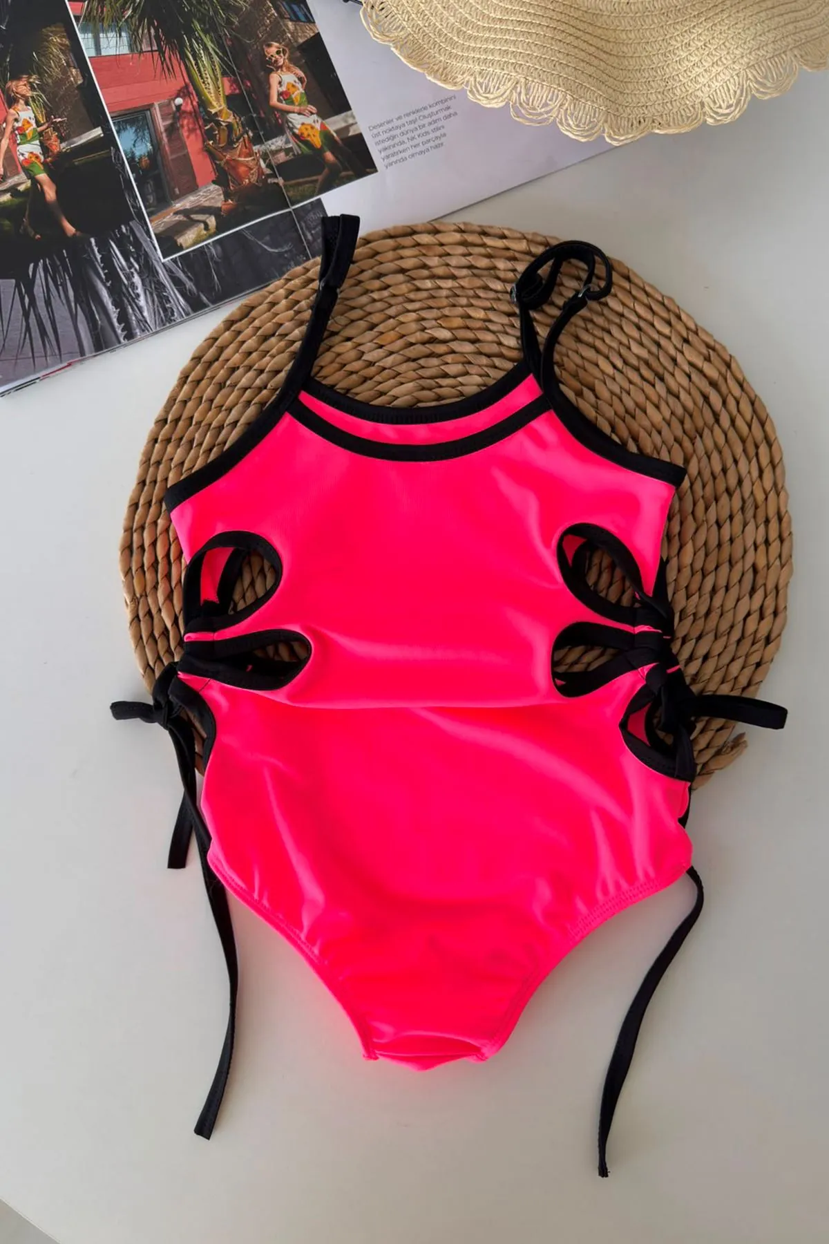 Neon Pembe Bağlama Detaylı Kız Çocuk Mayo - Fuşya