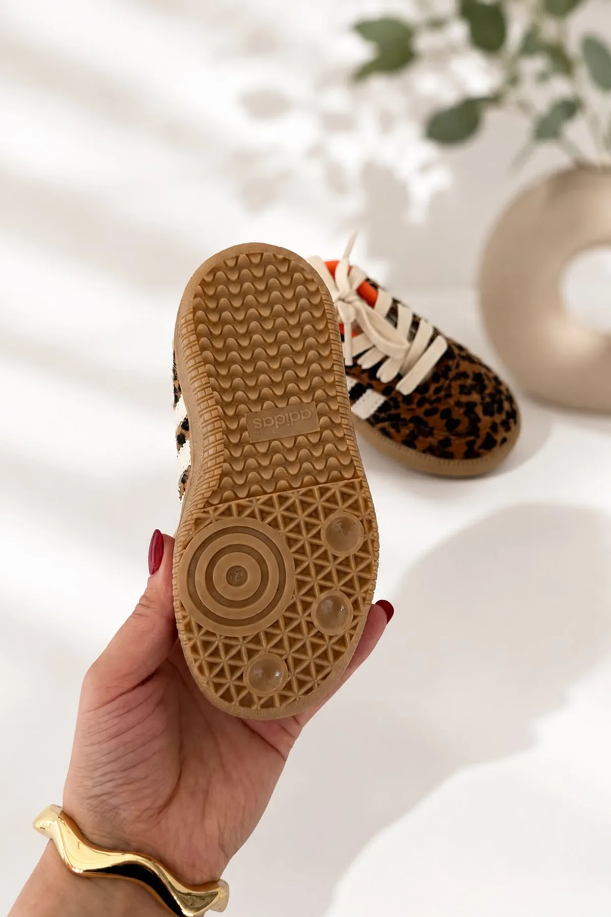 Leopar Desenli Bağcıklı Unisex Çocuk Spor Ayakkabı - Kahve