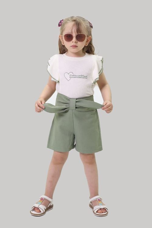 Miniğimin Cicileri Kalp Nakış Volan Kol Detaylı 2 li Şortlu takım - Yeşil