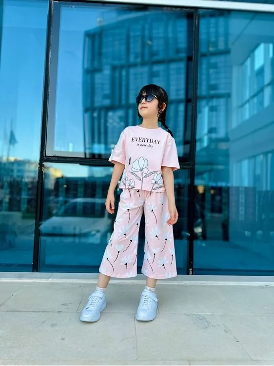 Miniğimin Cicileri Everyday Çiçek Baskışı Geniş Paça kız Çocuk Takım - Pembe