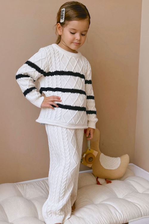 Miniğimin Cicileri Sarmal Çizgi Detaylı 2 li Triko Takım - KremLacivert