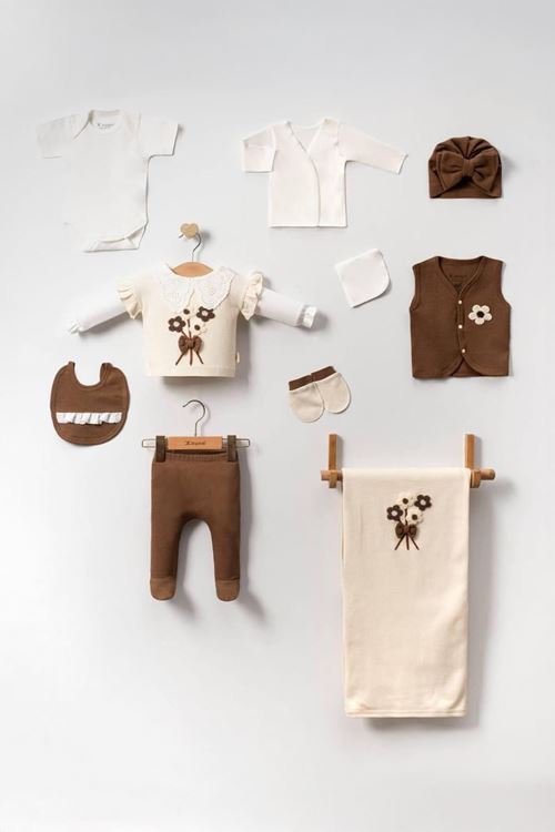 Miniğimin Cicileri Yaka Dantel Çiçek Desenli Hastane Çıkışı 10 Parça Set - Kahverengi