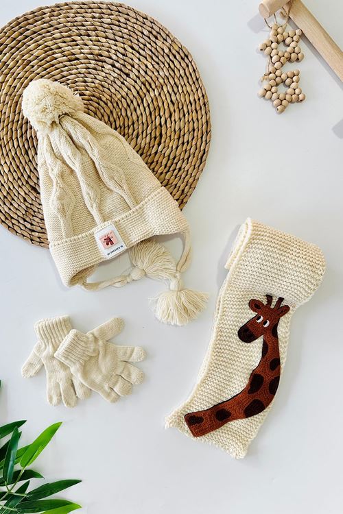 Miniğimin Cicileri (1-4 Yaş) Zürafa Desenli Erkek Çocuk Atkı Bere Takımı