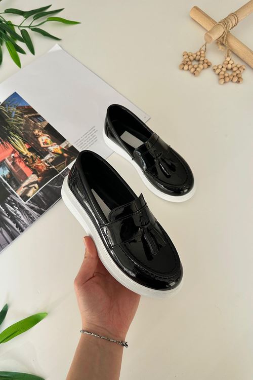 Miniğimin Cicileri Rugan Püskül Detaylı Erkek Çocuk Ayakkabı - Siyah