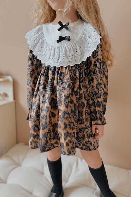 Miniğimin Cicileri Dantel Yakalı Leopar Desenli Fiyonklu Kız Çocuk Elbisesi - Kahve