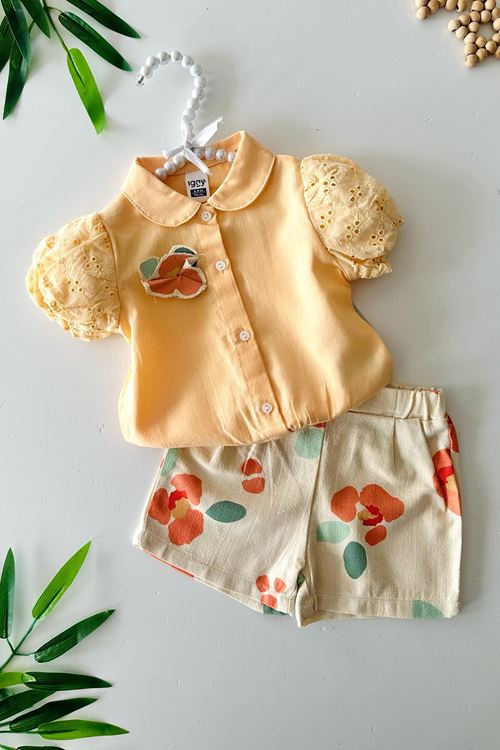 Miniğimin Cicileri Çiçek Desenli Şort ve Dantel Kollu Gömlek Kız Bebek Takımı - Kavuniçi