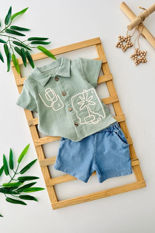 Miniğimin Cicileri Palmiye Panç İşleme Detaylı Erkek Çocuk Kot Şortlu Takım - Yeşil