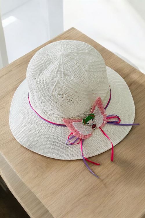 Miniğimin Cicileri (6-12 Yaş) Kelebek Bebek Detaylı Hasır Kız Çocuk Şapka - Beyaz