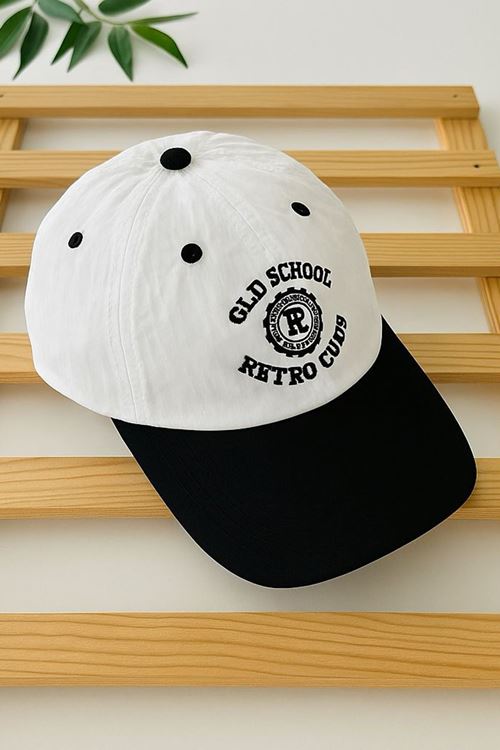 Miniğimin Cicileri (4-8 Yaş ) R İşleme Detaylı Erkek Çocuk Kep şapka - Beyaz