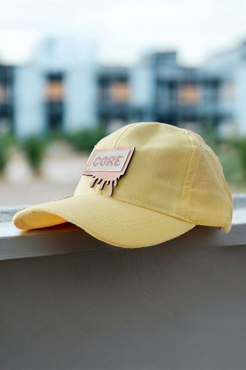 Miniğimin Cicileri (4-8 Yaş) Core Etiket Detaylı Kız Çocuk Kep Şapka - Sari